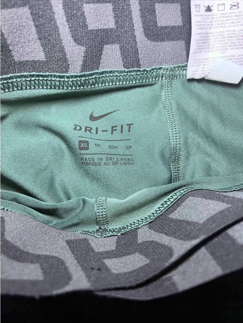 Nike Dri-FIT Sage Green Performance Leggings - Picture 3 of 5